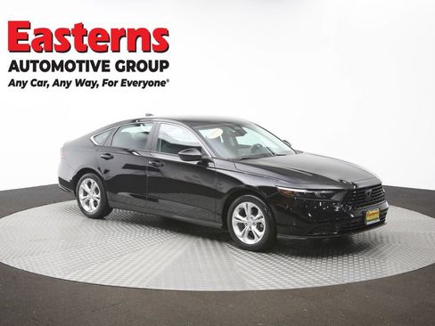 Used 2025 Honda Accord LX image 47