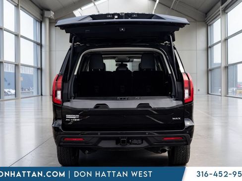 Used 2025 Ford Expedition Max Active AWD/4WD image 26