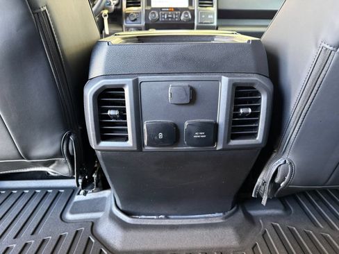 Used 2019 Ford F150 XLT w/ Equipment Group 302A Luxury AWD/4WD image 28