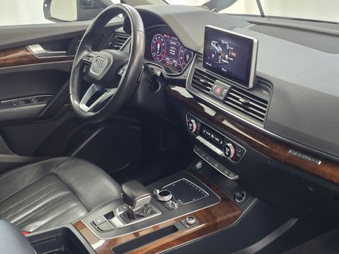 Used 2018 Audi Q5 2.0T Premium Plus w/ Premium Plus Package image 29