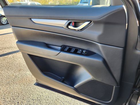 Certified 2025 MAZDA CX-5 AWD 2.5 S w/ Select Package image 28