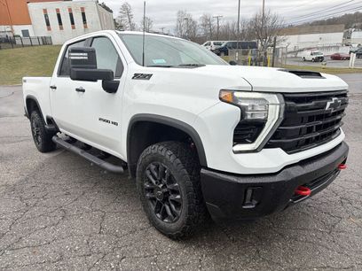 New 2026 Chevrolet Silverado 2500 LT w/ Trail Boss Package