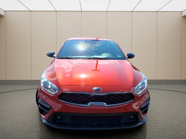 Used 2021 Kia Forte GT-Line w/ GT-Line Premium Package FWD image 3