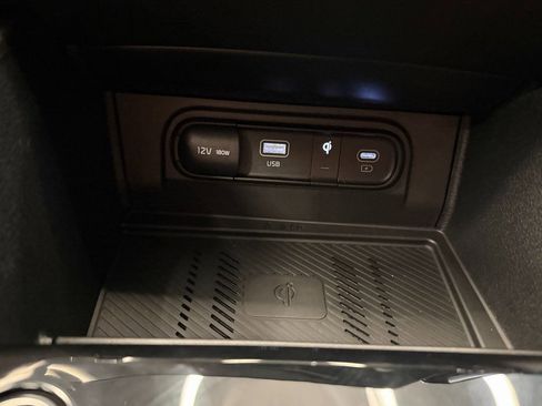 Used 2025 Kia Sportage X-Line w/ Premium Package image 17