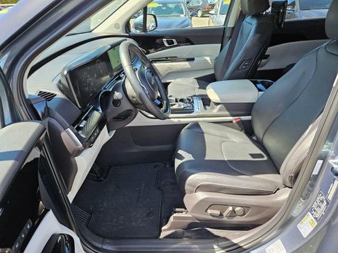 Used 2022 Kia Carnival SX Prestige FWD image 15