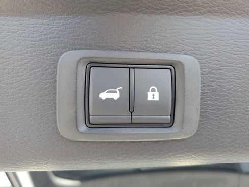 New 2025 Mitsubishi Outlander SE image 30