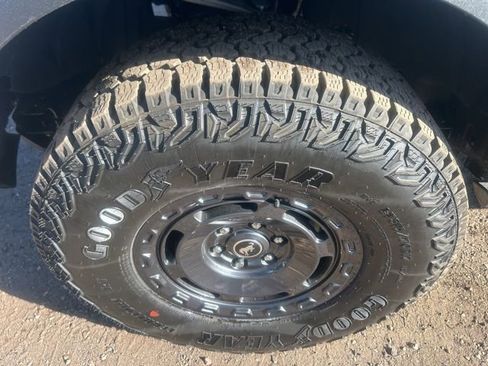 Used 2025 Ford Bronco Badlands w/ Sasquatch Package AWD/4WD image 10