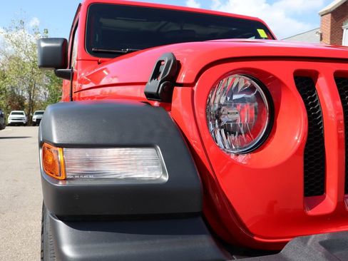 Used 2022 Jeep Wrangler Unlimited Sport image 5