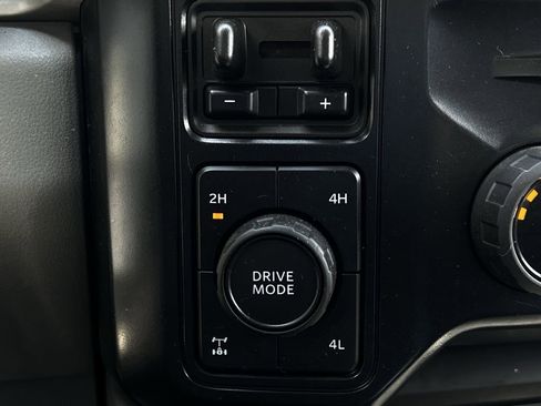 Used 2025 Ford F250 XLT w/ FX4 Off-Road Package AWD/4WD image 20