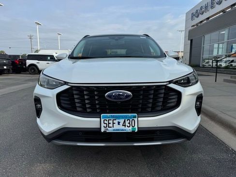 New 2025 Ford Escape Base w/ PHEV Premium Package image 32