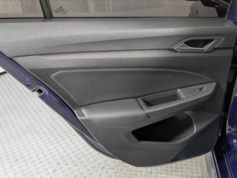 Used 2022 Volkswagen GTI Autobahn FWD image 16