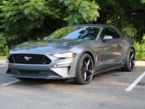 Used 2021 Ford Mustang GT Premium w/ Equipment Group 401A RWD image 5