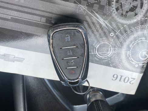Used 2016 Chevrolet Camaro LT RWD image 22