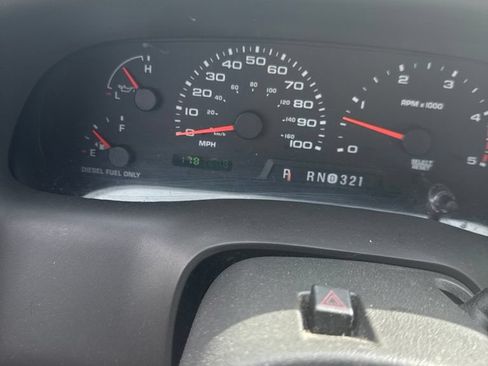 Used 2004 Ford F250 Lariat RWD image 10