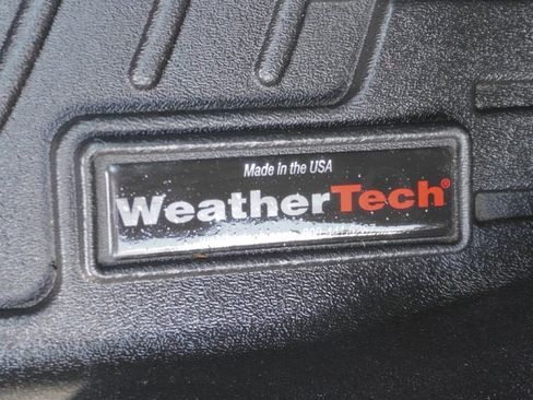 Used 2021 Chevrolet Malibu LT image 23