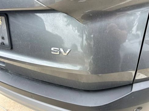 Used 2023 Nissan Rogue SV FWD image 4
