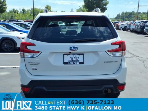 Used 2023 Subaru Forester Premium AWD/4WD image 33