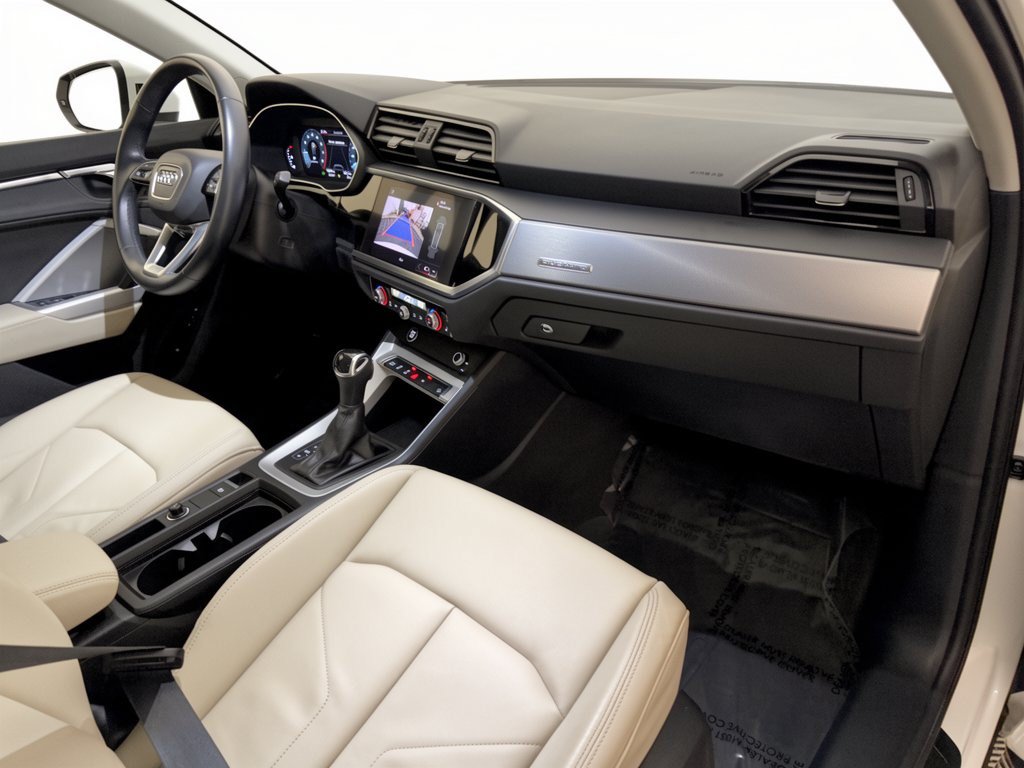 Used 2022 Audi Q3 2.0T Premium AWD/4WD image 31