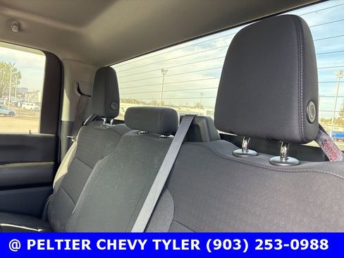 Used 2025 Chevrolet Silverado 2500 Custom w/ Custom Value Package image 20