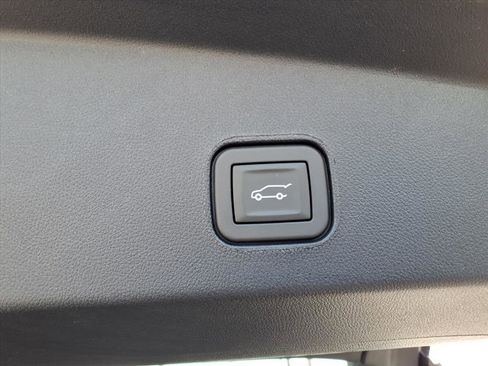 New 2026 Cadillac Lyriq Luxury w/ LPO, Floor Liner Package image 11