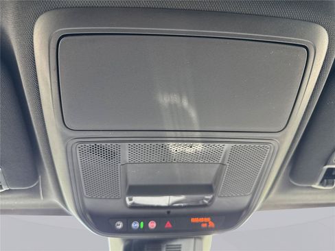 New 2026 Chevrolet Equinox LT FWD image 11
