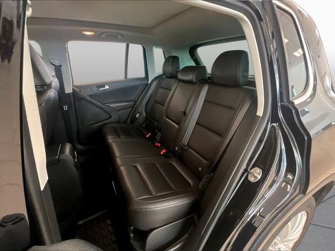 Used 2013 Volkswagen Tiguan SE AWD/4WD image 18