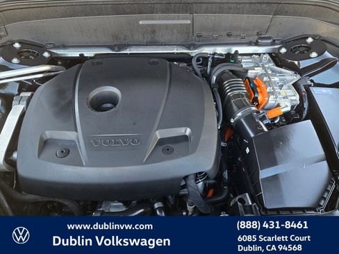 Used 2019 Volvo XC90 T8 Momentum w/ Advanced Package AWD/4WD image 24