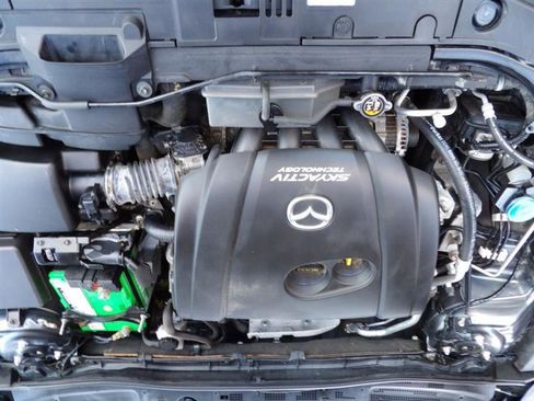 Used 2014 MAZDA MAZDA3 i SV image 21