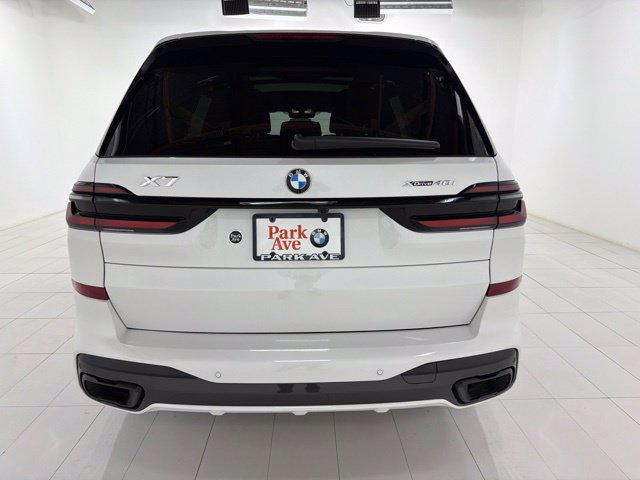 Used 2026 BMW X7 xDrive40i w/ M Sport Package AWD/4WD image 52