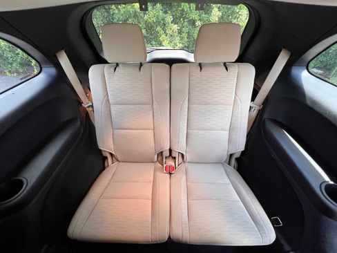 Used 2019 Dodge Durango SXT AWD/4WD image 29
