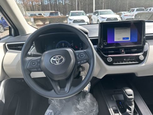 New 2026 Toyota Corolla Cross L image 9