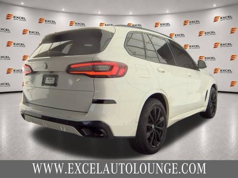 Used 2022 BMW X5 xDrive40i w/ M Sport Package AWD/4WD image 5