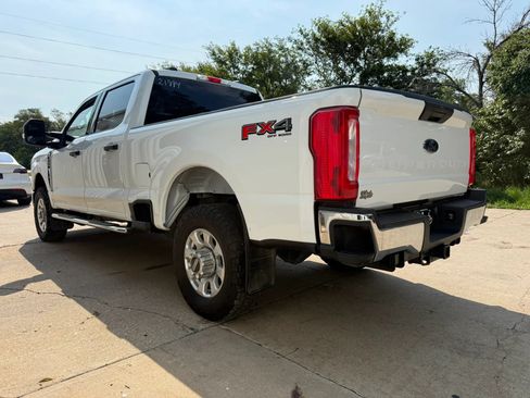 Used 2023 Ford F250 XLT w/ FX4 Off-Road Package AWD/4WD image 5