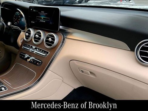 Certified 2021 Mercedes-Benz GLC 300 4MATIC image 20