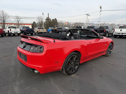 Used 2013 Ford Mustang GT Premium image 9