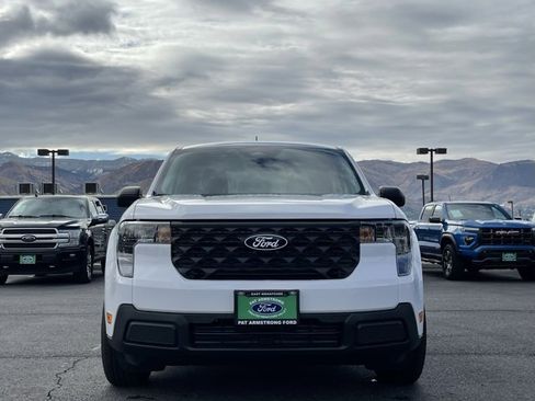 New 2025 Ford Maverick XL image 5