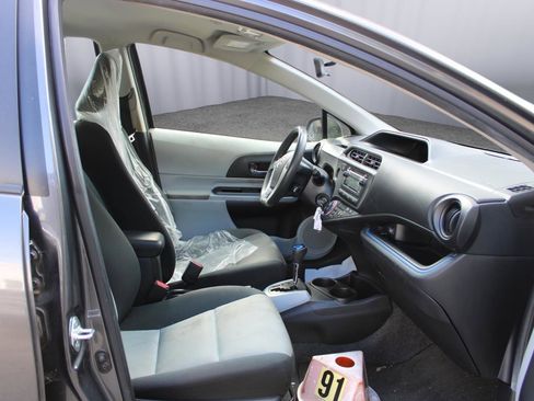 Used 2013 Toyota Prius C Two image 11