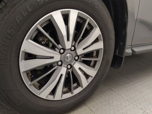 Used 2018 Nissan Pathfinder S FWD image 31