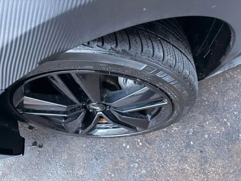 Used 2017 Ford Mustang EcoBoost Coupe 2D w/ Ecoboost Performance Package image 34