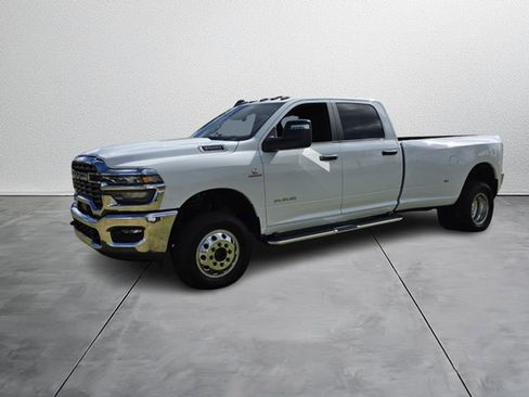 New 2026 RAM 3500 Big Horn image 2