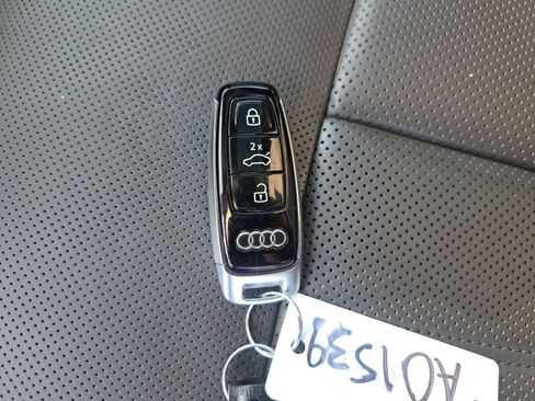 Used 2025 Audi A8 L 3.0T w/ Executive Package AWD/4WD image 14