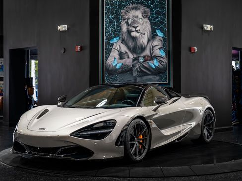 Used 2020 McLaren 720S Luxury image 7