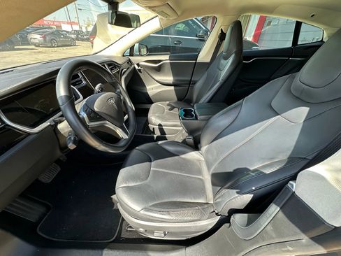 Used 2014 Tesla Model S image 9