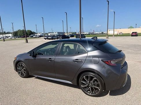Used 2022 Toyota Corolla XSE FWD image 15