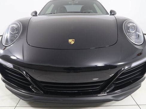Used 2019 Porsche 911 Carrera T w/ Carrera T Interior Package image 61