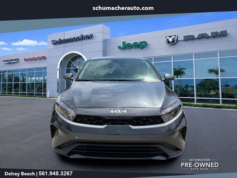 Used 2024 Kia Forte LXS w/ LXS Technology Package FWD image 2