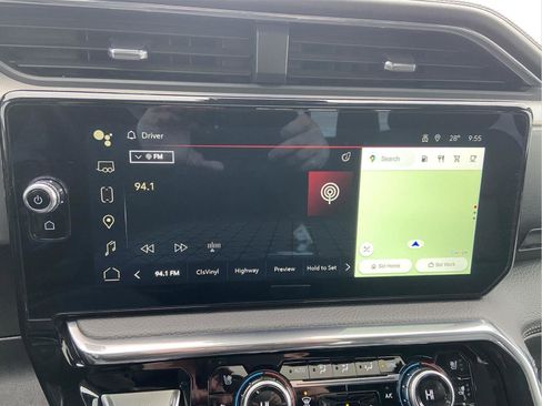 Used 2024 GMC Sierra 2500 Denali w/ Denali Reserve Package image 30