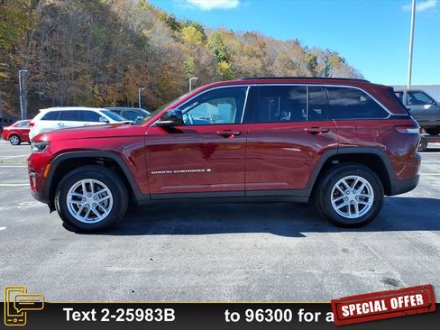 Used 2024 Jeep Grand Cherokee Laredo X w/ Luxury Tech Group I image 8