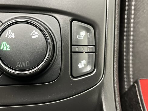 Certified 2024 GMC Terrain SLE w/ Driver Convenience Package image 22