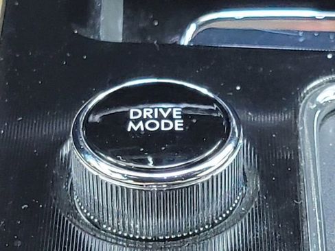 Used 2022 Lincoln Corsair Reserve w/ Equipment Group 201A image 27